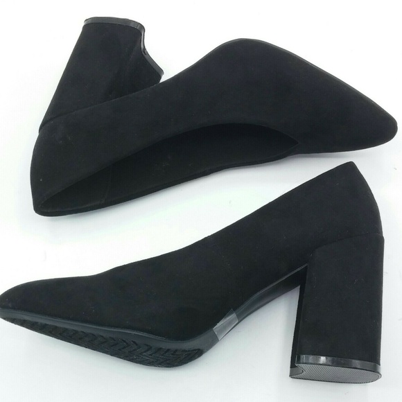 qupid v cut pumps